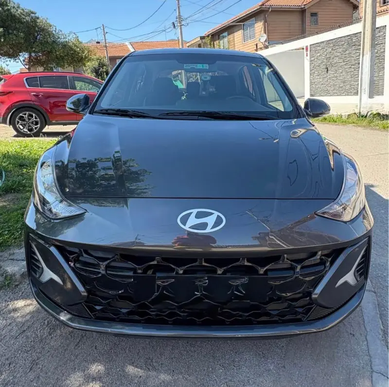 HYUNDAI GRAND I10 4X2 1.2 - miniatura 1