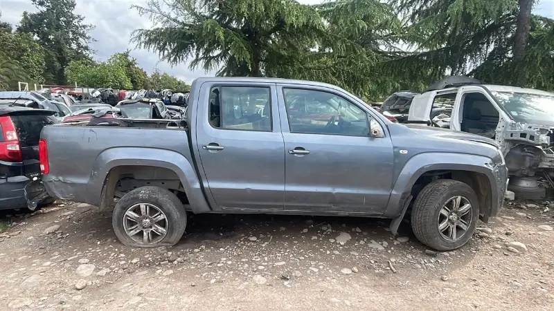 VOLKSWAGEN AMAROK CHATARRA - miniatura 3